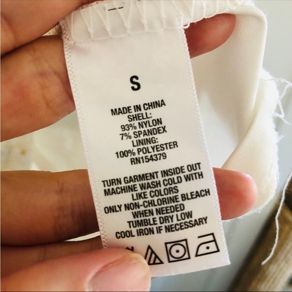 2 for $16 Aeropostale white lace mini dress with brown buttons - Picture 4 of 4